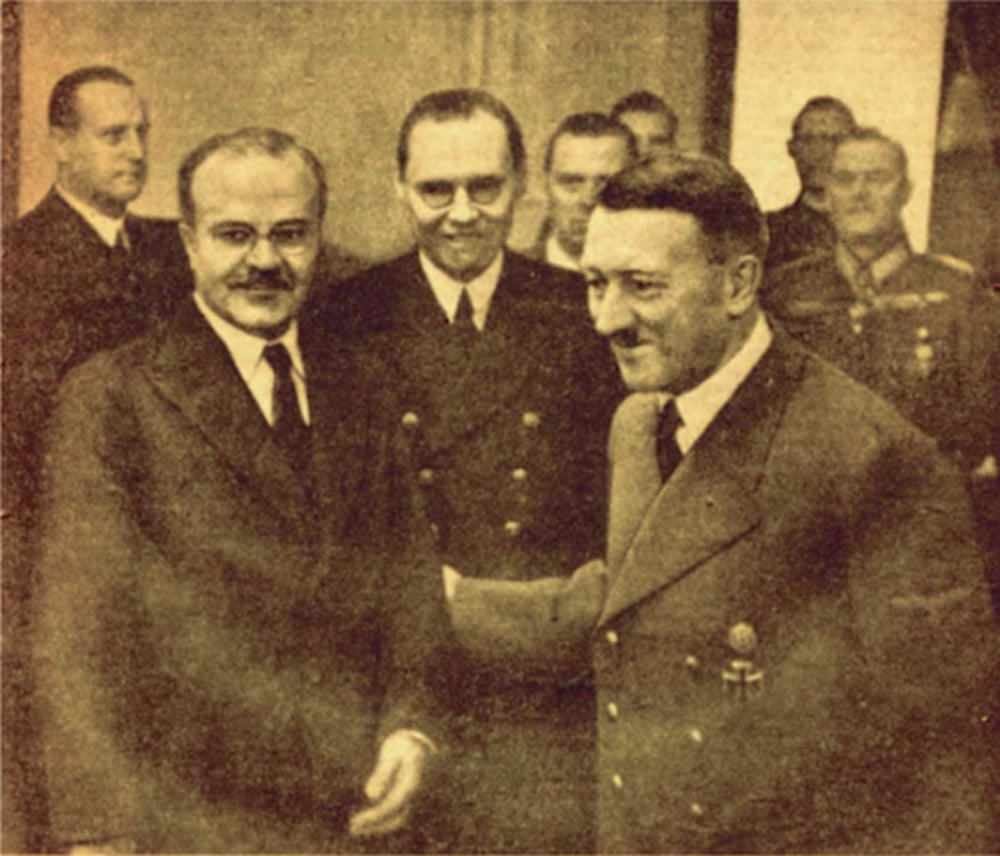 Гітлер і Молотов
