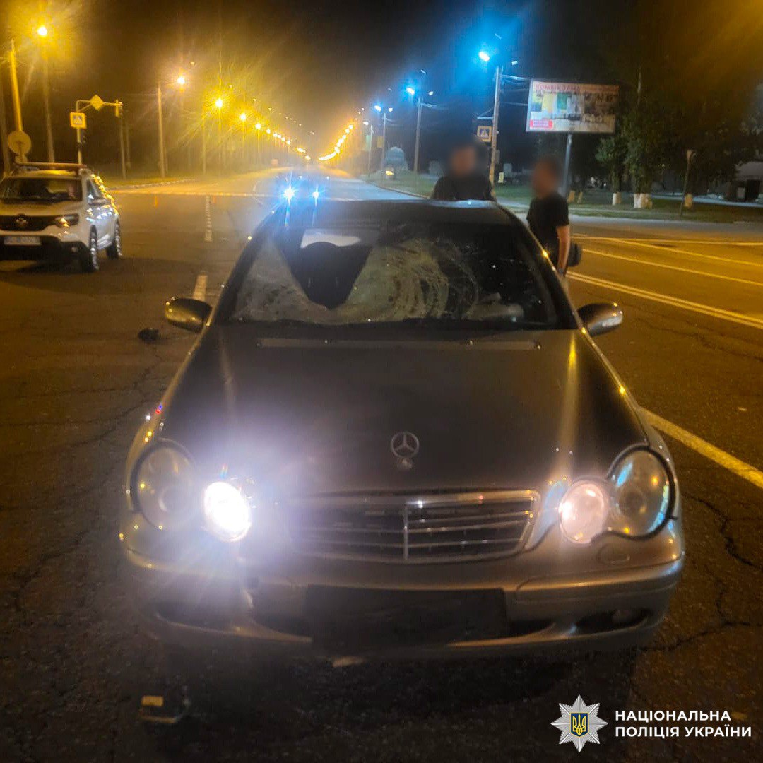 У Харкові Mercedes збив на смерть пішохода