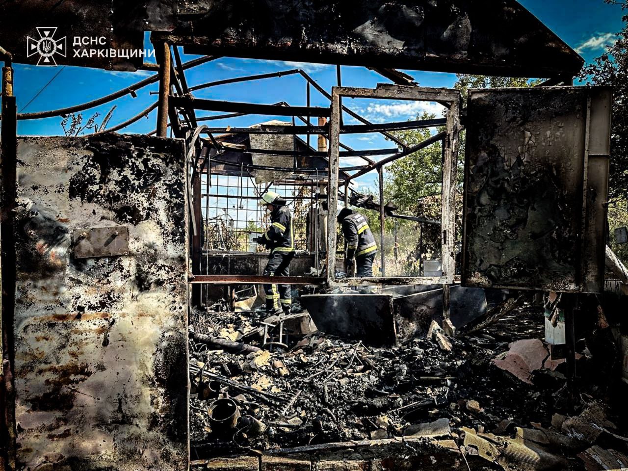 На Харківщині врятували обгорілого чоловіка, який намагався самотужки загасити пожежу