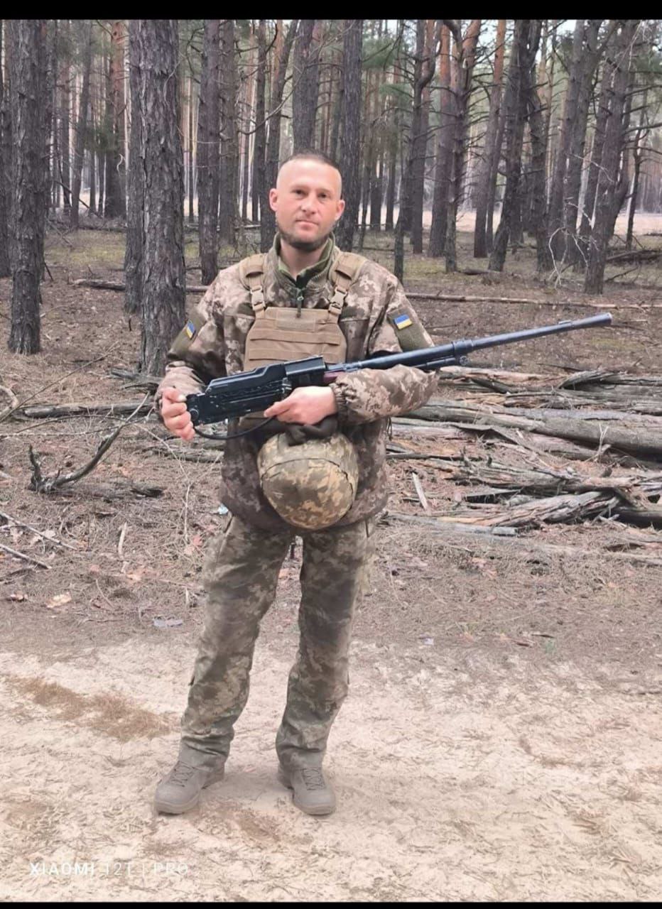 На Харківщині попрощаються з танкістом, який помер у лікарні