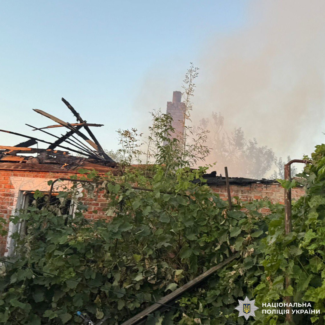 Правоохоронці показали фото з місць російських ударів по Харківщині