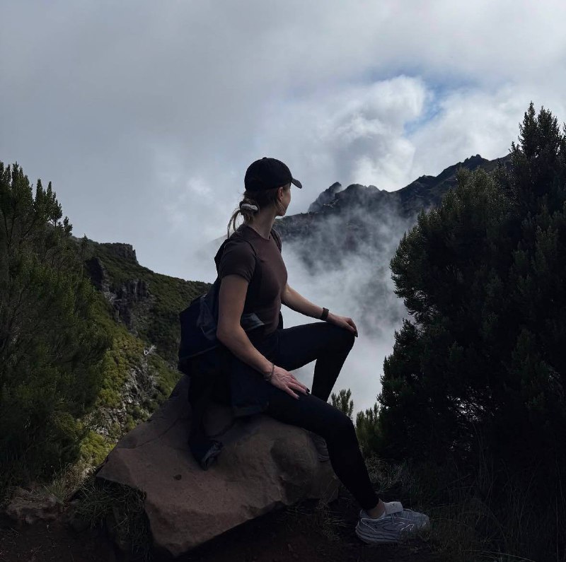 Харьковская звезда тенниса Свитолина наслаждается отпуском на Мадейре