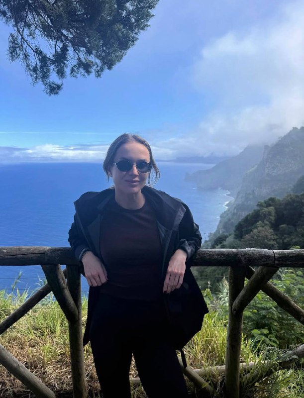 Харьковская звезда тенниса Свитолина наслаждается отпуском на Мадейре