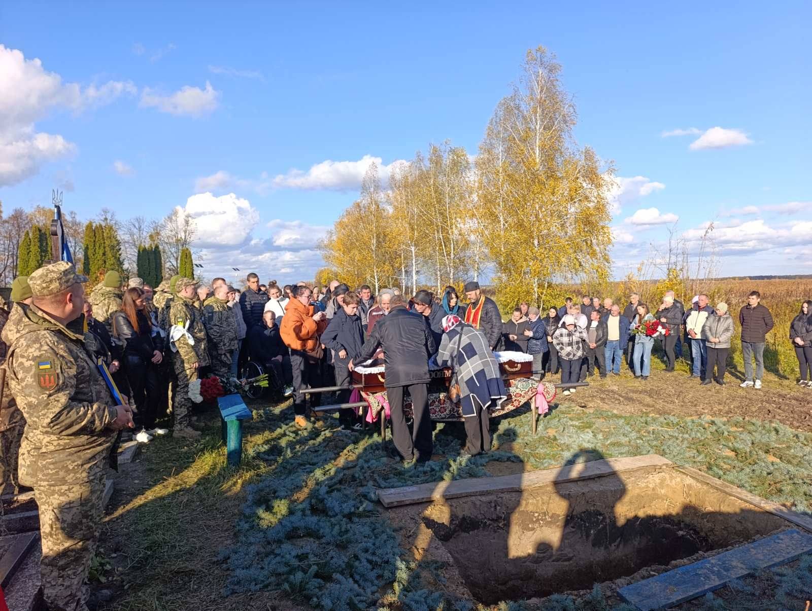 Похорони військового зі Швайківської громади Дмитра Рудніцького, який загинув на Харківщині