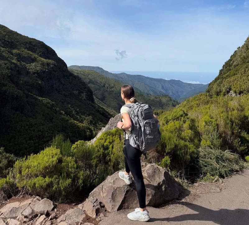 Харьковская звезда тенниса Свитолина наслаждается отпуском на Мадейре