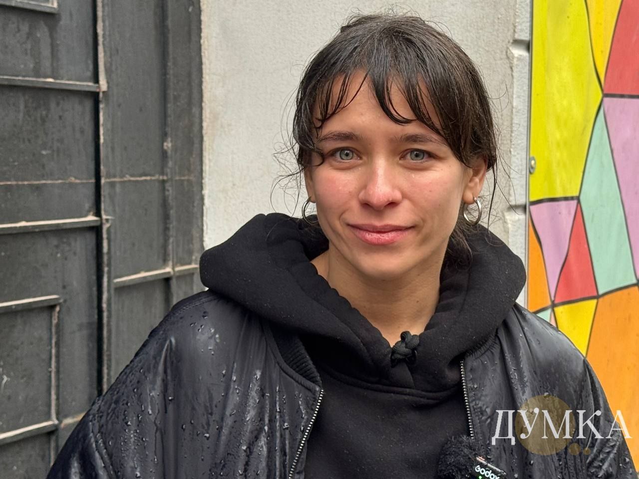 Марина Агеєнко біля дитсадка в Харкові