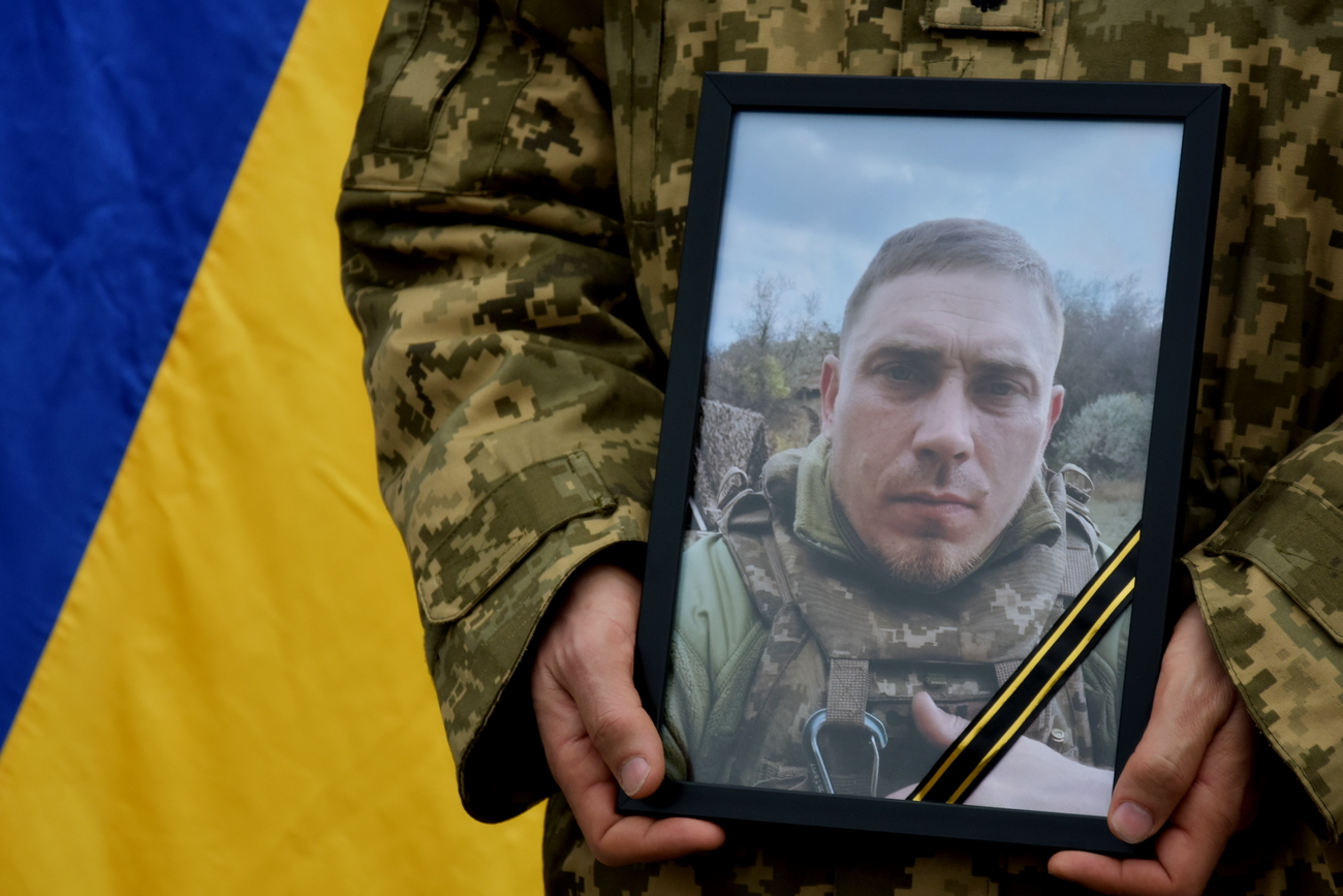 Похорон загиблого військовослужбовця Ігоря Лепіліна на Чернігівщині