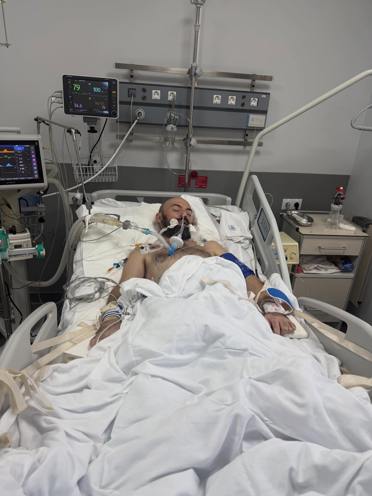 KOLA і харківський бізнесмен Удянський об’єдналися заради хворого музиканта Adam