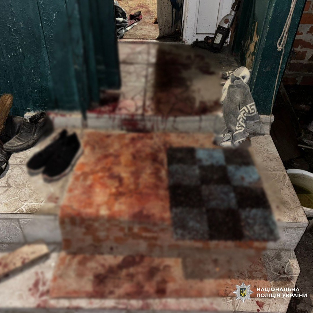 Сімейна сварка закінчилась вбивством: на Харківщині жінка зарізала 70-річного вітчима