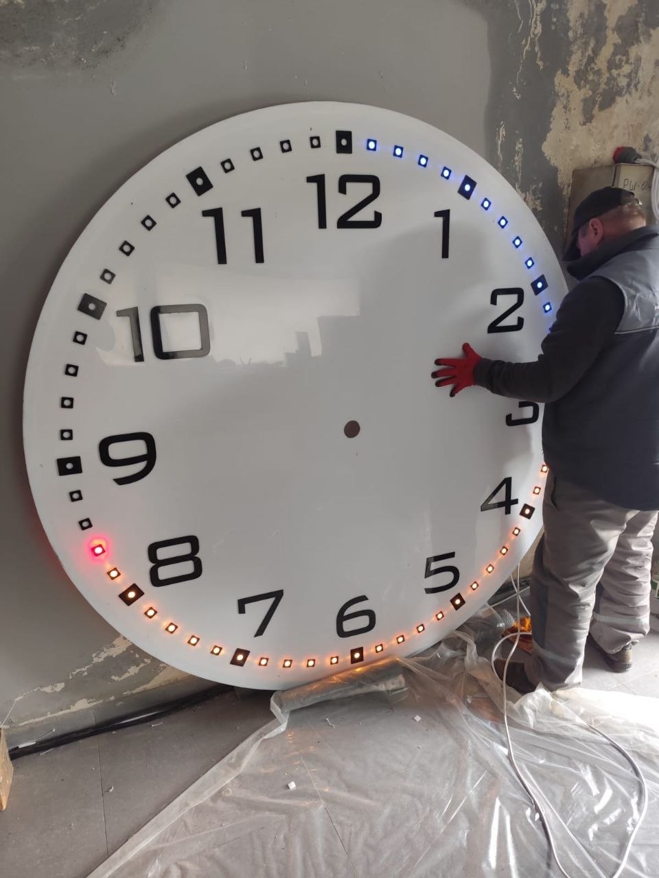 У Харкові модернізували годинник у Саржиному Яру (ФОТОФАКТ)