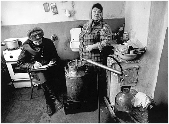 Самогонщица