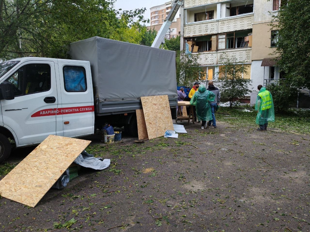 Мерія підрахувала кількість пошкоджених будинків після нічного обстрілу Харкова