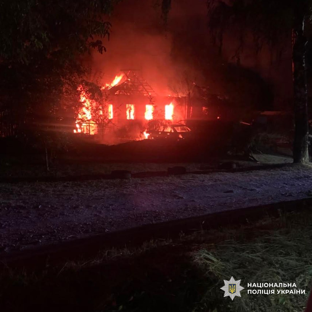 Росія атакувала Харків і п'ять районів області: поліція показала наслідки обстрілів