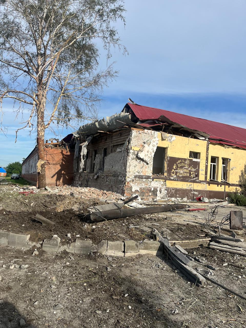 Ракетний удар по Харківщині: у Золочеві росіяни знищили школу