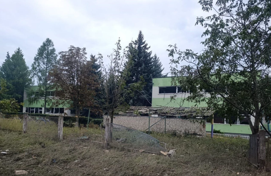 Удар РФ по Ізюму пошкодив електромережу: без світла – близько тисячі абонентів