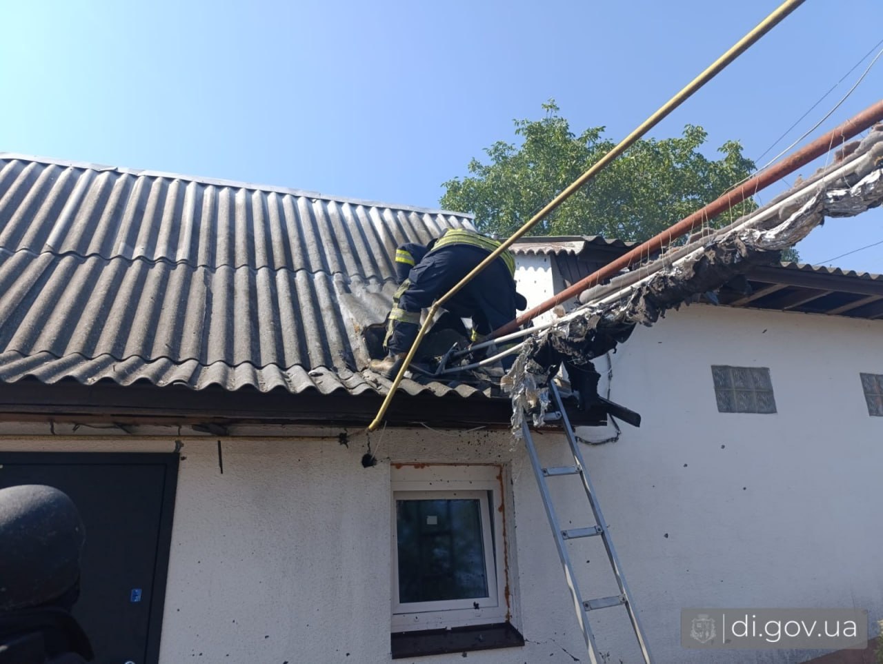 Російські FPV-дрони атакували Дергачі та Слатине: поранено чоловіка