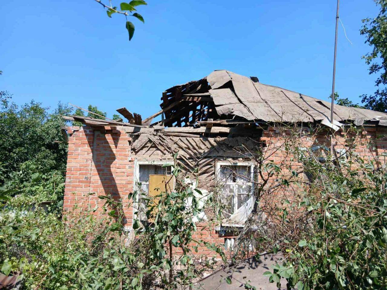 На Харківщині дрони РФ атакували Золочівську громаду: що пошкодили