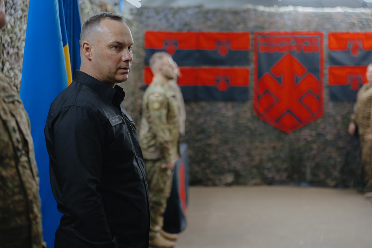 Новий міністр МВС Вигівський відвідав Харківщину та зустрівся з бійцями "Хартії" і "Азову"