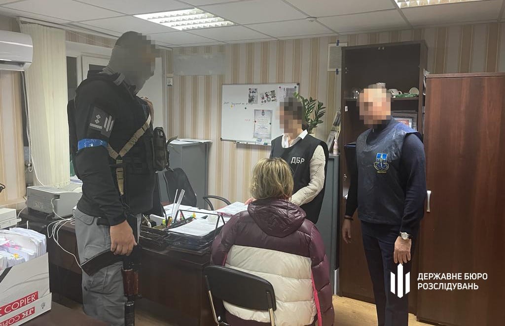 Працювала на окупантів і знімалася для росЗМІ: експодатківицю з Ізюма засудили на 15 років