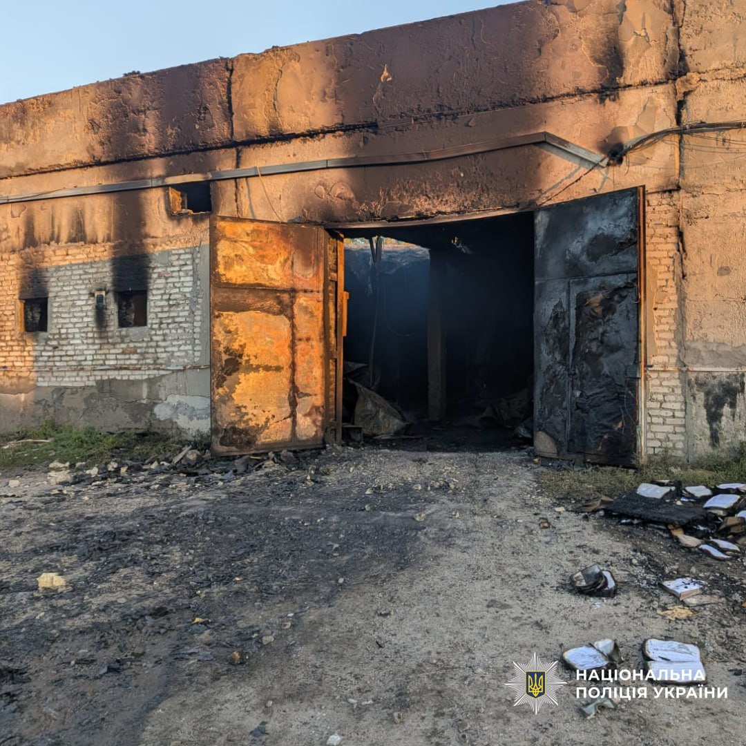Поліція показала наслідки російських атак по цивільних об’єктах на Харківщині