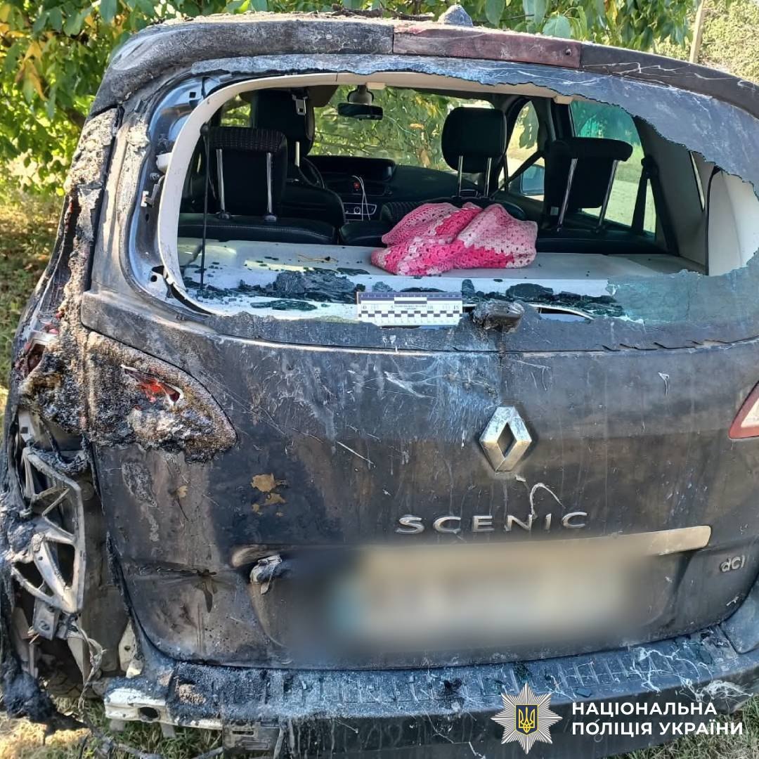 Залізниця, ферма та машини: поліція показала, по чому били росіяни на Харківщині