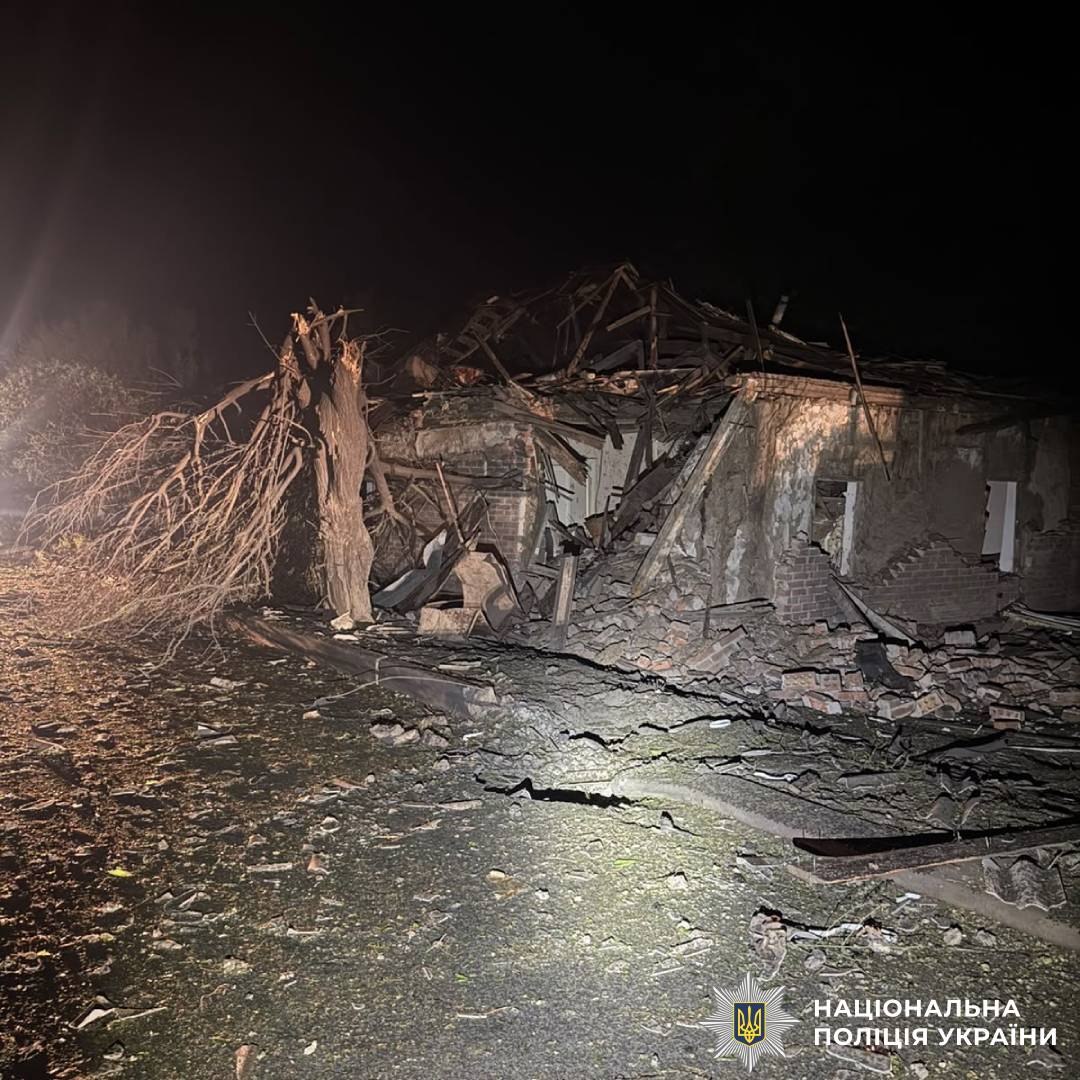 Залізниця, ферма та машини: поліція показала, по чому били росіяни на Харківщині