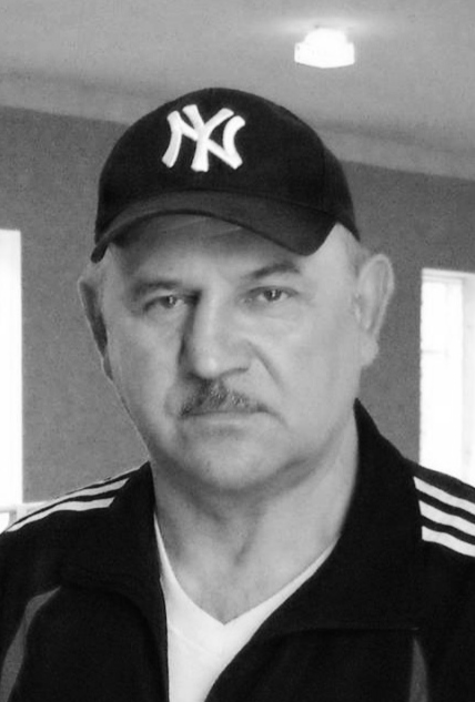 тренер Петр Алексеевич нестеренко