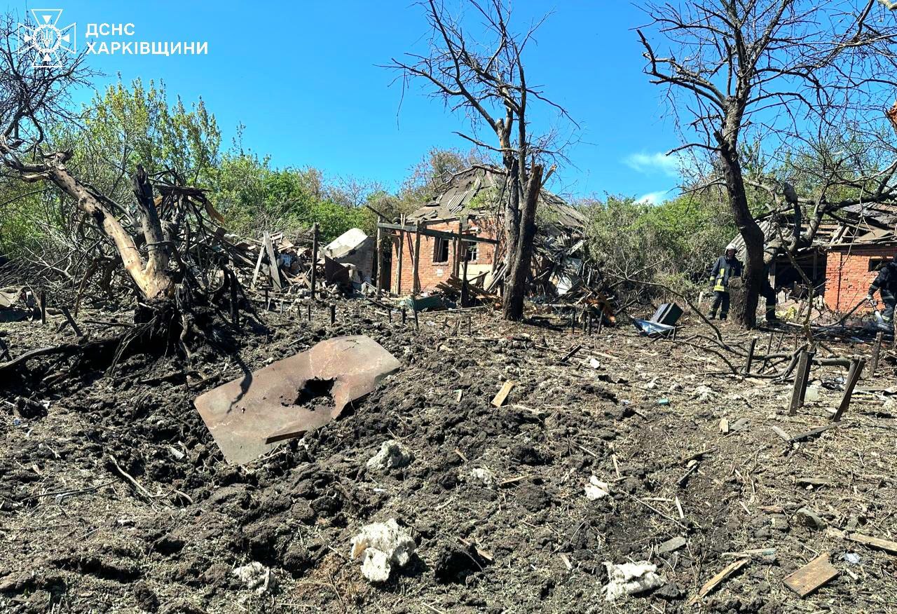 Рятувальники ліквідували пожежі внаслідок обстрілів у Богодухівському районі