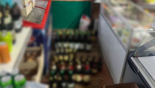 В Харьковской области полицейские изъяли более трехсот бутылок нелегального алкоголя