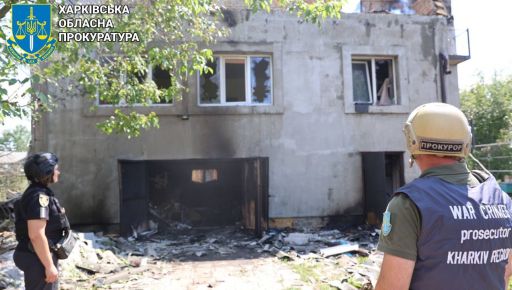 Харьковская полиция показала фото разбитых домов, где пострадали мирные жители Купянщины