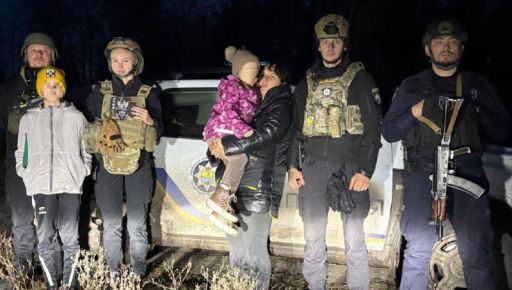В Харьковской области полицейские спасли двоих детей из-под обстрелов