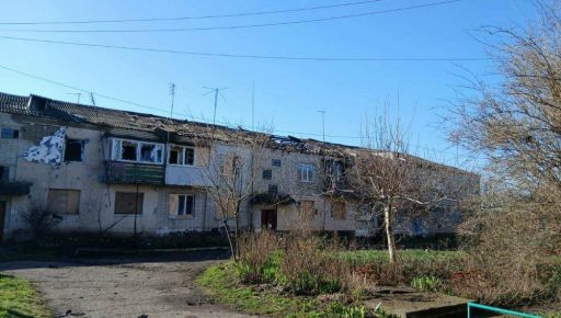 На Харківщині БпЛА вдарили по житловим будинкам та енергомережам: кадри з місця