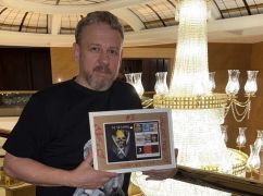 Харківський гурт ТНМК випустив власні марки до 30-річчя гурту