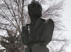 Харківські активісти вимагають прибрати пам&rsquo;ятки на честь російського конструктора