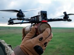 Життя в норі без води: Окупанти телефоном скаржаться рідним на атаки FPV-дронів на Харківщині