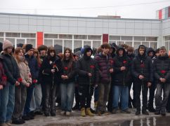 В Харькове открыли мемориальные доски погибшим выпускникам двух лицеев