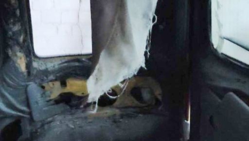 Армія РФ обстріляла автомобіль і поранила двох цивільних на Харківщині: поліція показала наслідки