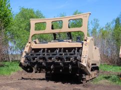 Немецкие партнеры передали полиции Харьковщины автомобиль для разминирования