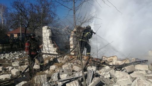 Окупанти вдарили по Куп'янщині, спричинивши пожежу