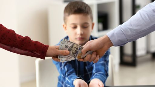 Із початку року на Харківщині стягнули аліменти із 800+ боржників