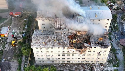 Зеленский отреагировал на массированный обстрел Харькова 18 августа