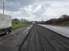 В Харьковской области активно восстанавливают дороги: где работы уже на финише