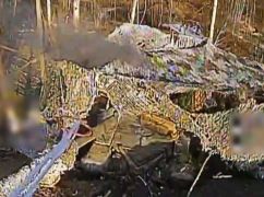 Дрони ДПСУ знищили техніку росіян на Харківщині: кадри з фронту