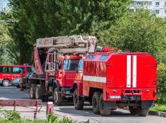 На Харківщині бійці ДСНС врятували жінку, яку родина покинула на узбіччі