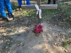 Жахи окупації: Правоохоронці розповіли про нові випадки ексгумації могил людей, закатованих росіянами