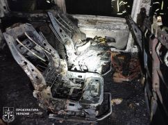 В Харькове молодого человека, поджегшего авто по "заказу” РФ, бросили в СИЗО