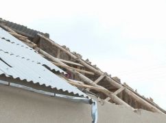 У Харкові внаслідок буревію пошкоджено майже 200 дахів: подробиці