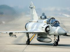 Посол повідомив, коли Україна зможе отримати французькі літаки Mirage 2000-5