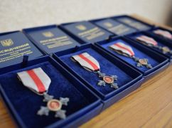 Выпускница харьковского вуза получила награду от Залужного