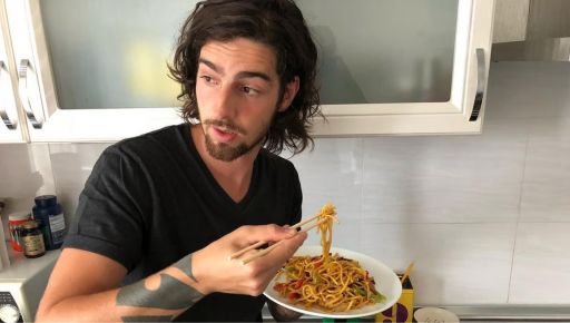 Схуднувший Дантес показав свій чемпіонський сніданок